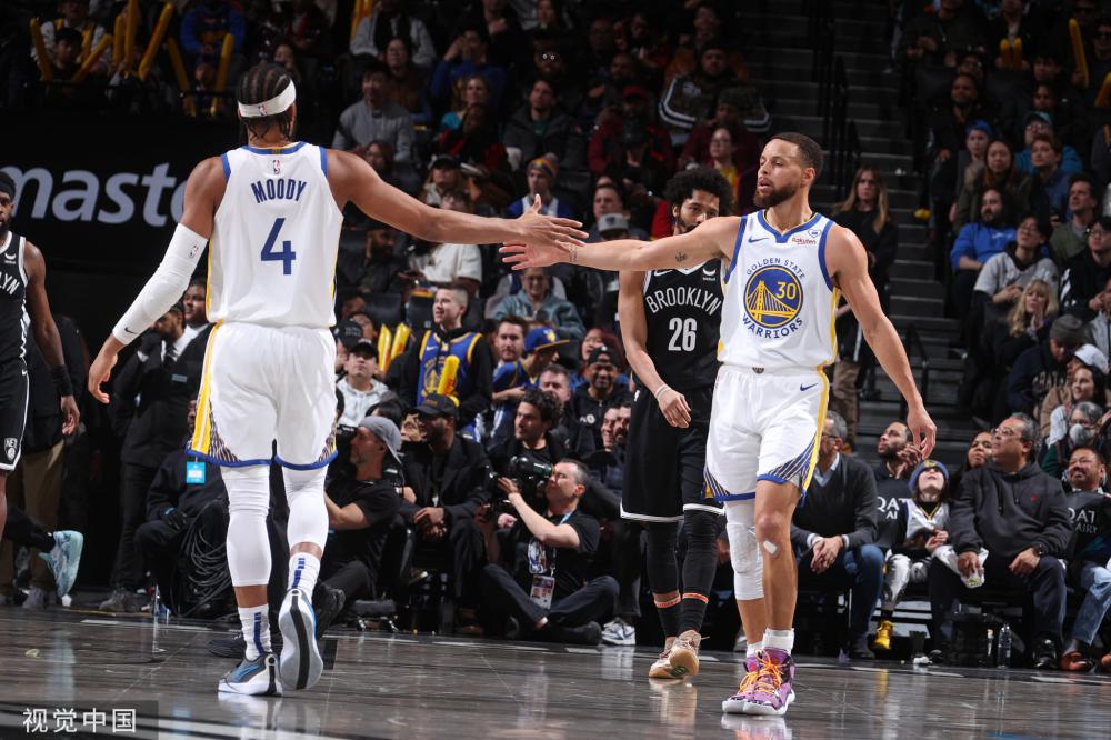 他在不同俱 他在不同俱