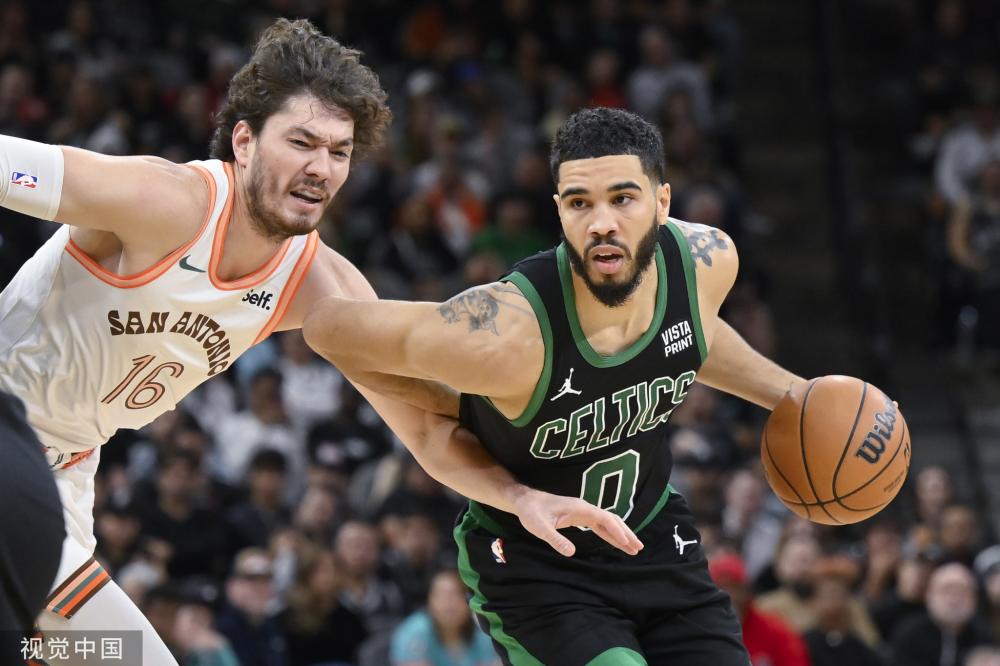 錫安談半途離場:左腿有點鬧小情緒 檢查結果無大礙.