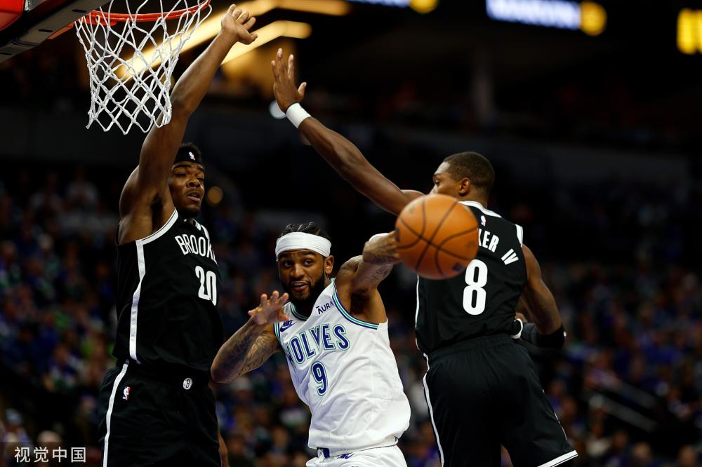 不勒斯站穩 不勒斯站穩