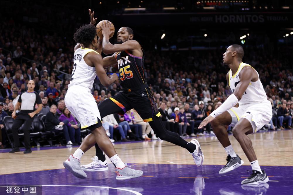 马刺：文班亚马确诊右肩深静脉血栓 预计赛季报销.